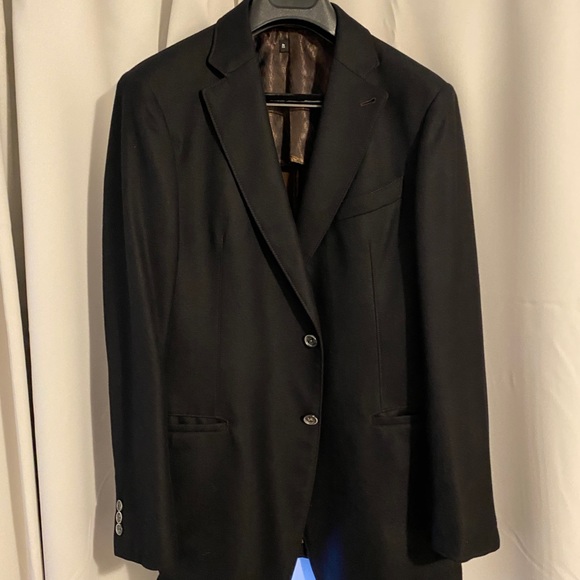 Black Armani Colleczioni, unconstructed, 100% wool blazer. Fits sizes 38-40 - Picture 3 of 5